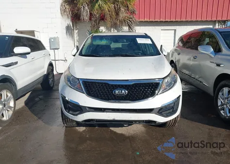 2016 Kia Sportage Lx z USA, uszkodzony, nr VIN KNDPB3AC8G7852522
